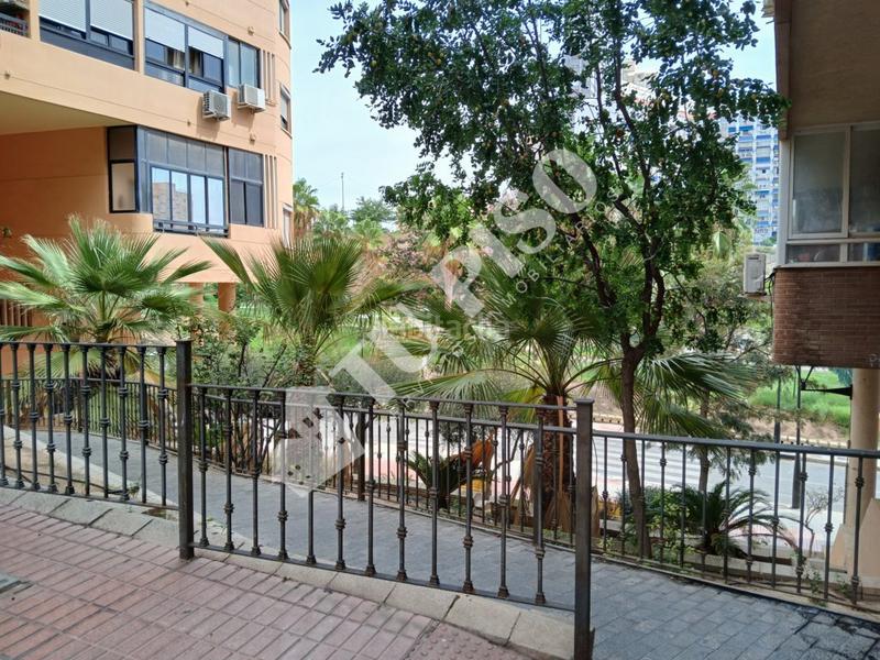 Foto 8909ebe7-e597-4a33-9deb-b698c9b5760b. Pis a Colonia Madrid Benidorm