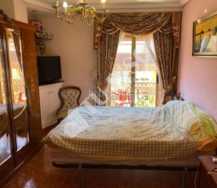 Foto b749fea6-eacc-4852-b93e-c43ca81aacaf. Pis a Colonia Madrid Benidorm