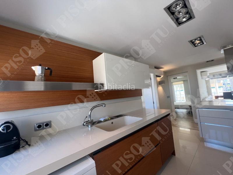 Foto 1b4db016-f1d9-491f-b784-0350b7280c11. Appartamento con riscaldamento in Playa Levante Benidorm