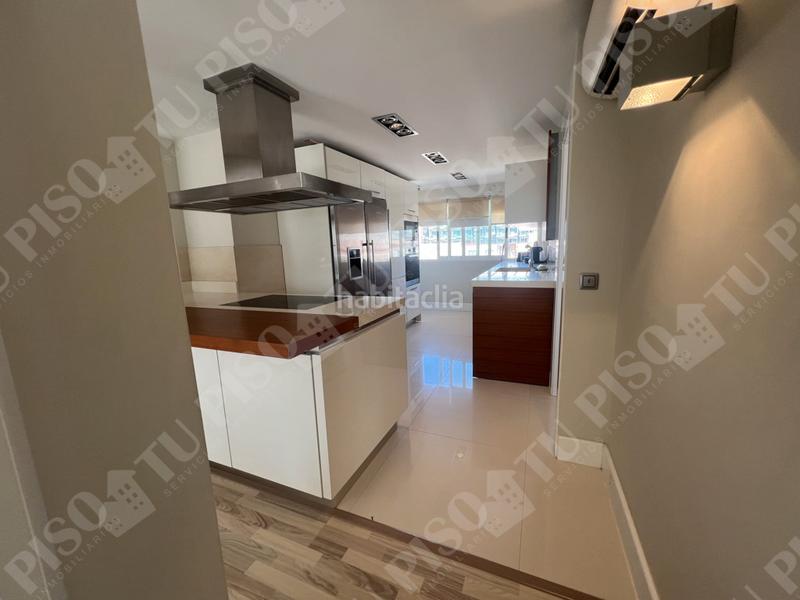 Foto a5a6f550-76b9-4106-845b-5d7a553c0fce. Appartamento con riscaldamento in Playa Levante Benidorm