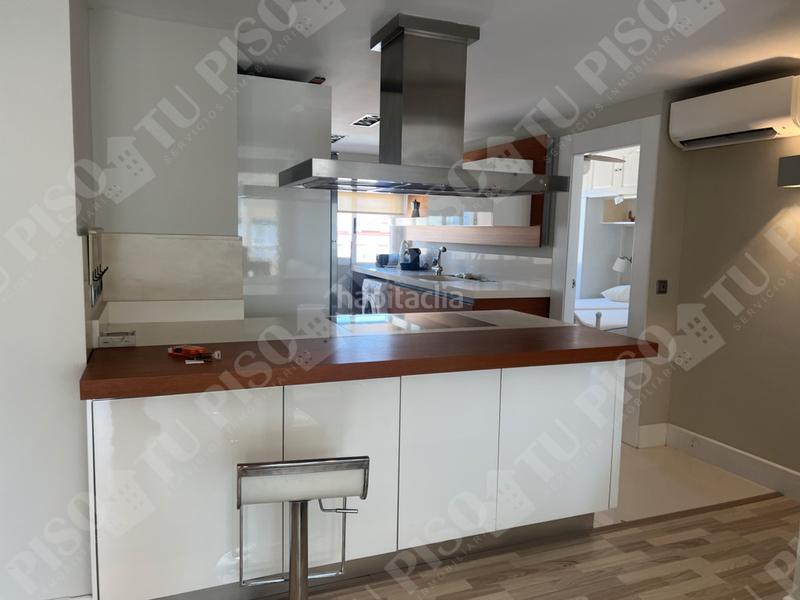 Foto af98cb50-304c-4cc2-9701-389699c542e1. Appartamento con riscaldamento in Playa Levante Benidorm