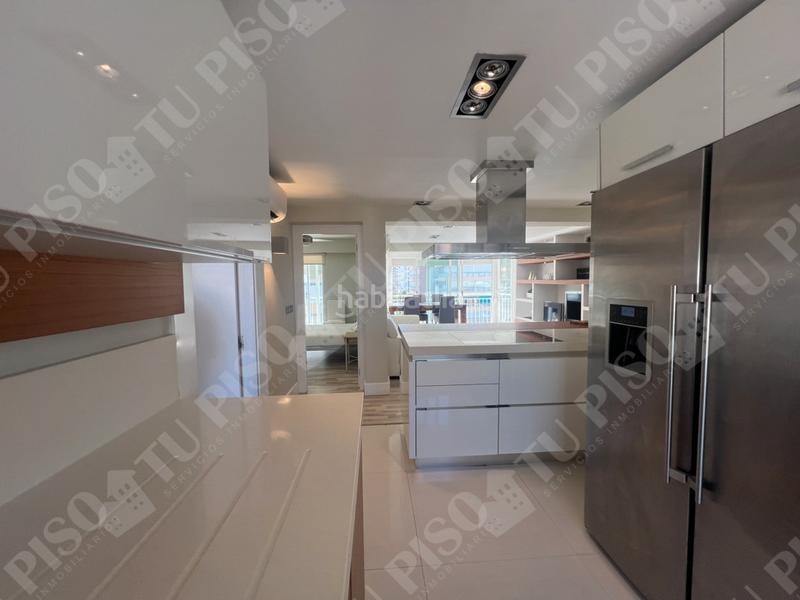 Foto c34f7588-8d5d-434d-94e2-dc6fc003dc51. Appartamento con riscaldamento in Playa Levante Benidorm