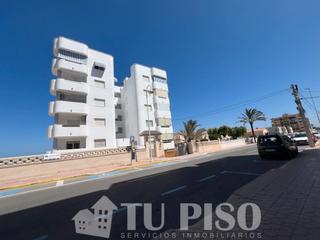 Appartement  Avenida de la libertad. Inmueble en 1º línea de playa   con ascensor  y plaza de garaje