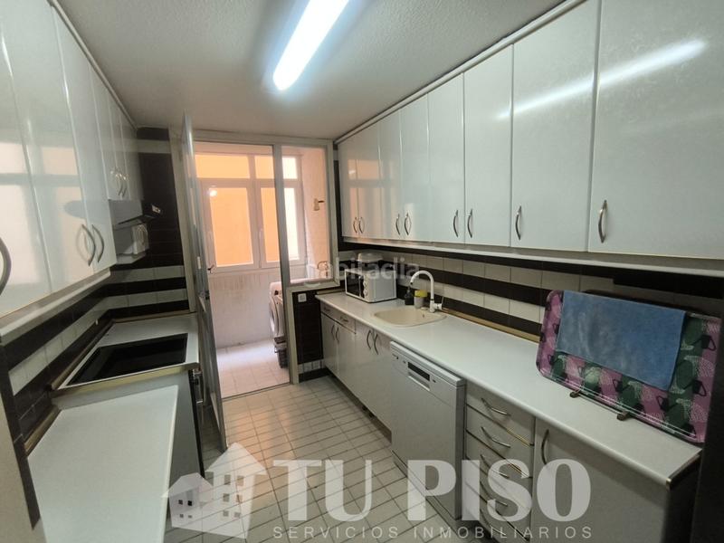 Foto f9bf1f9f-a9c2-4572-a4b6-767441c6b288. Pis amb calefacció a Palos de Moguer Madrid