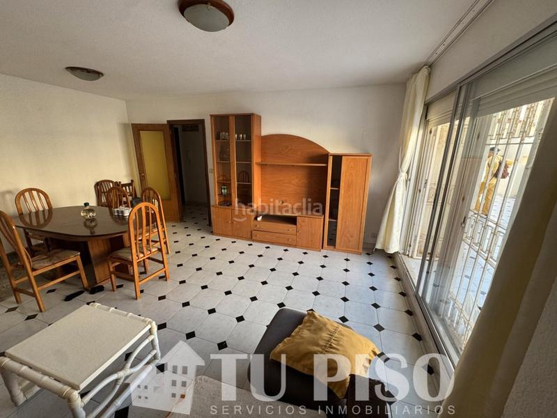 Foto b19cc0a4-870e-4311-a8bf-96f99a09e3ea. Pis amb calefacció a Centro Urbano Benidorm