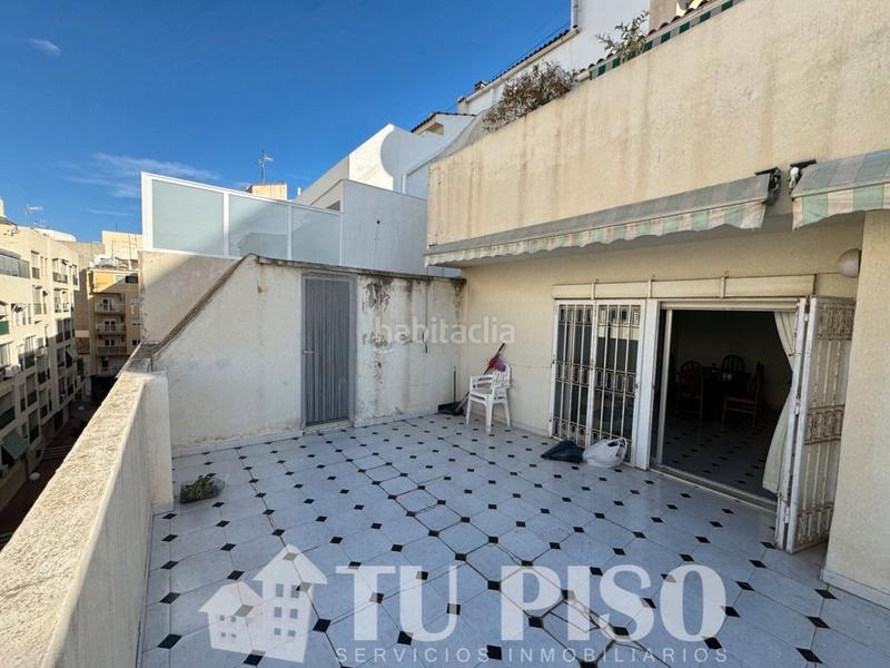 Foto c6228cba-4075-4d3f-b8df-94cabb9a97e0. Pis amb calefacció a Centro Urbano Benidorm