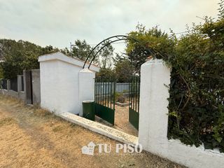 Chalet  Travesía romero. Chalet con 3 dormitorios y parcela en santa maría de la alameda