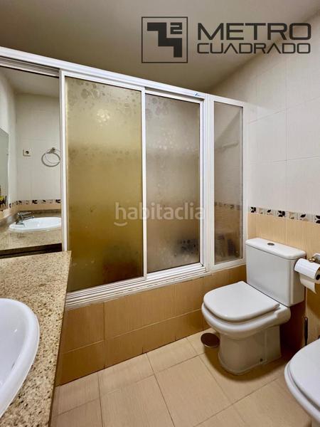 Foto 5b6bd461-11ef-463c-be6a-747951269a8a. Chalet  adosado con piscina comunitaria en Universidad-Hospital Fuenlabrada