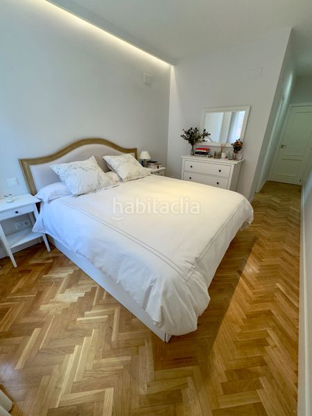 Foto d775133c-baec-4b1b-85e1-6b07193f9064. Pis amb calefacció aparcament a Hispanoamérica-Bernabéu Madrid