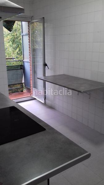 Foto 196dd0e7-0302-49be-8c9b-083782871ae0. Piso en Pradolongo Madrid