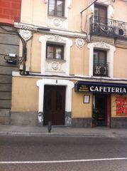 Location Studio  Plaza de puerta cerrada