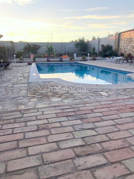 Foto 0e408804-7d7e-4eef-bb49-90063bc6a835. Chalet akasa vende, (jaen) urb. "la rozuela" independiente 280 m² en parcela de 2.000m². en Linares