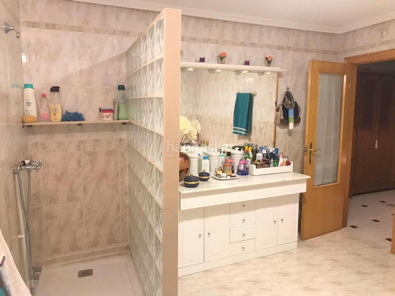 Foto 673d9dce-fef9-44ab-9831-64d0e99f7319. Chalet akasa vende, (jaen) urb. "la rozuela" independiente 280 m² en parcela de 2.000m². en Linares