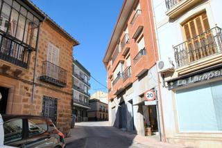 Casa adossada en Plaza del gallo 3. Linares (jaen), plaza del gallo, estupenda casa con 7 dormitorio