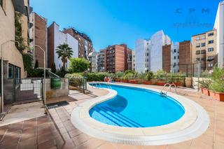 Affitto Duplex in Trafalgar. Exclusivo dúplex sin amueblar, de 96 m2 y 2 habitaciones; situad