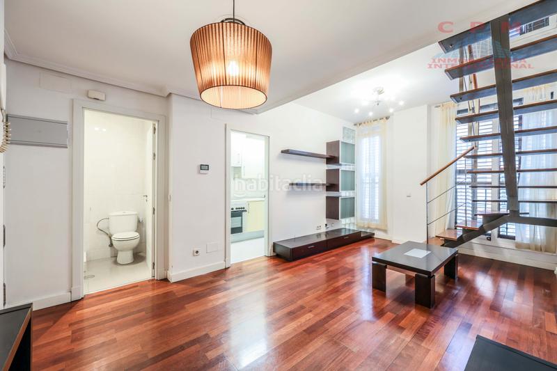 Foto 05bc32c3-d7a8-4e96-a09f-4d7d3379e3cd. Affitto duplex con riscaldamento piscina in Trafalgar Madrid