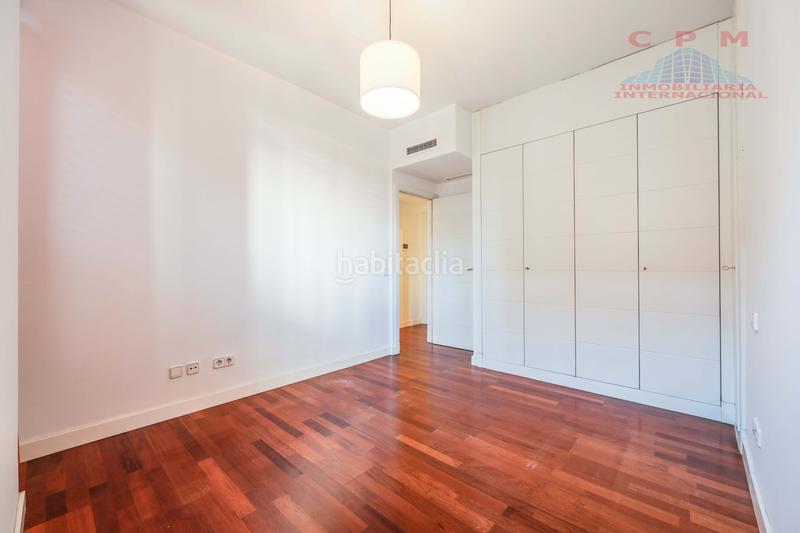 Foto 32c02949-5fce-4af7-96ea-4ca265952083. Location duplex avec chauffage piscine dans Trafalgar Madrid