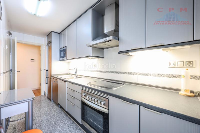 Foto 04159699-8983-41d5-921c-96aa648d9961. Location appartement avec chauffage parking piscine dans Madrid