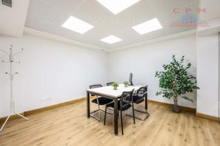 Location Bureau à Cuatro Caminos - Azca. Estupenda y luminosa oficina, de 104 m2, próxima a la estación d