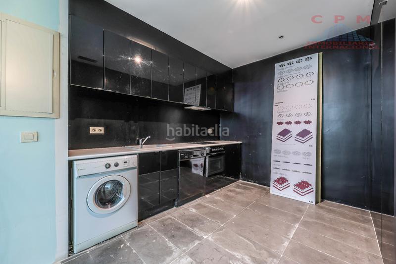 Foto c83d1edd-1c2c-4b78-bd1e-75f443afe6ab. Office space with heating in Argüelles Madrid