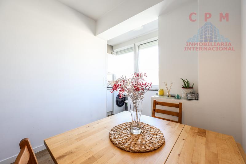 Foto 6a8fc2bd-7691-4ce8-b9f2-80a40f5656f0. Alquiler piso magnífico y luminoso piso de 65 m2 y 1 habitación; próximo al metro colombia en Madrid