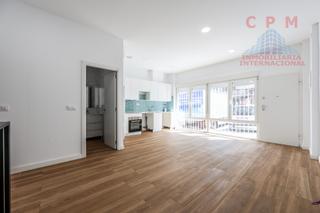 Piso en Pueblo Nuevo. Exclusivo y luminoso piso de 130 m2 y 3 dormitorios, próximo al