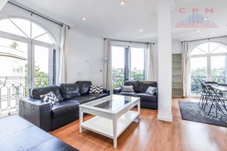 Alquiler Piso en Cortes-Huertas. Exclusivo y luminoso piso amueblado, de 100 m2, 2 dormitorios, p