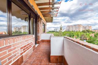 Appartement à Hispanoamérica-Bernabéu. Estupendo y luminoso piso reformado y sin amueblar, de 95 m2, 2