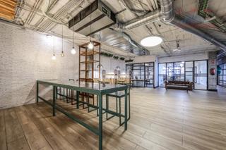 Rent Office space in Simancas. Magnífica y luminosa oficina de 623 m2, dividida con mamparas, p