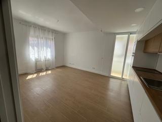 Alquiler Piso en Imperial. Magnífico y luminoso piso reformado de 98 m2, 3 habitaciones y t