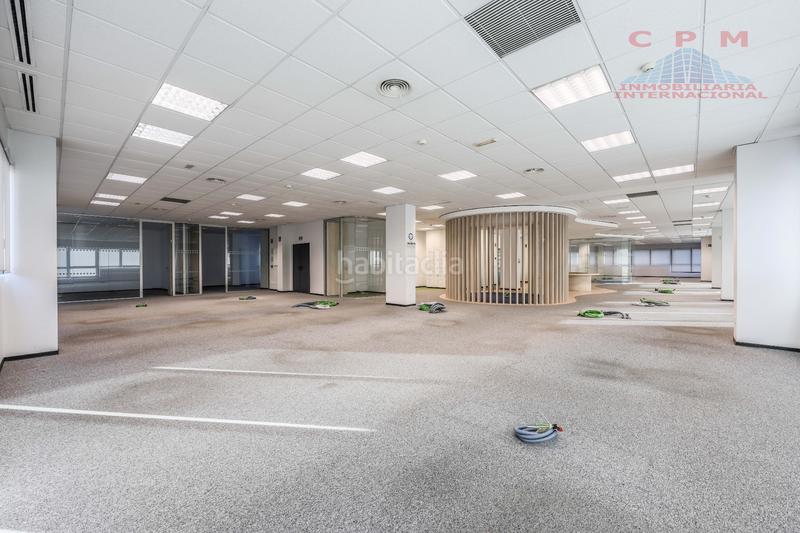 Foto 1edd06fe-a260-4122-ac3c-308004639f9b. Edificio magnífico y luminoso edificio de oficinas de 5 plantas y sótano, de 2.941 m2, totalmente exterior. en Madrid