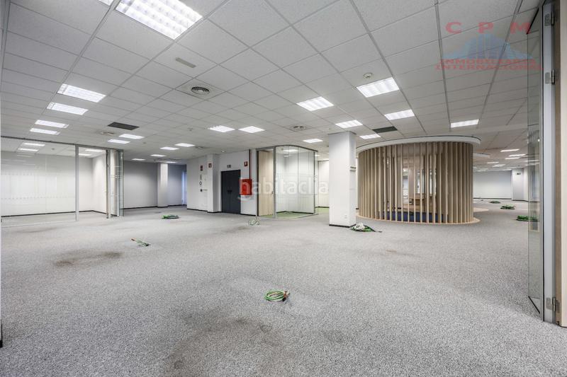 Foto 9322f287-8686-4314-b74d-d8f809efe4a1. Edificio magnífico y luminoso edificio de oficinas de 5 plantas y sótano, de 2.941 m2, totalmente exterior. en Madrid