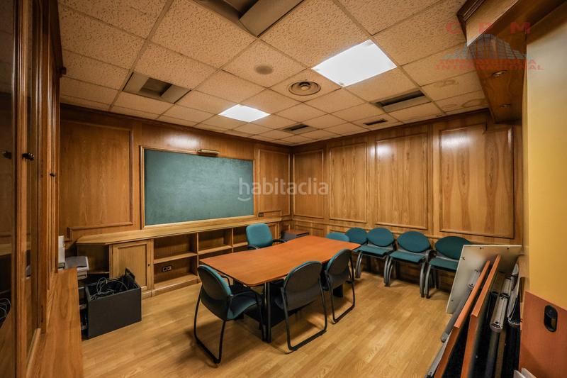 Foto 2047b206-da66-4216-9c86-dc6d6c37ecb1. Miete gebäude in Canillas Madrid