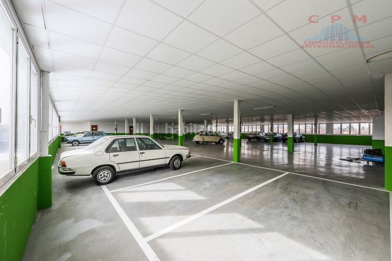 Foto 3d272bf2-dc0d-4cc9-a7d3-ce740554c9c0. Miete gebäude in Canillas Madrid