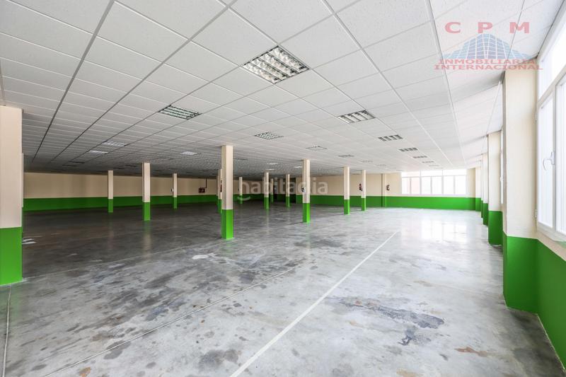 Foto dddf50f7-d66f-4a1c-aee0-7d0009353246. Miete gebäude in Canillas Madrid