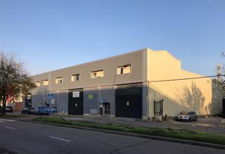 Nau industrial a Villaverde Alto. Espectacular nave de 4.227 m2, con 2 plantas y 9 metros de altur