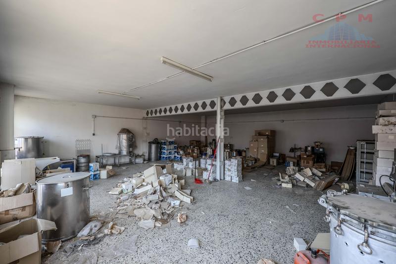 Foto c698079d-20a3-4dd6-80d9-275a8020ad3a. Capannone industriale in Parque Cataluña Torrejón de Ardoz