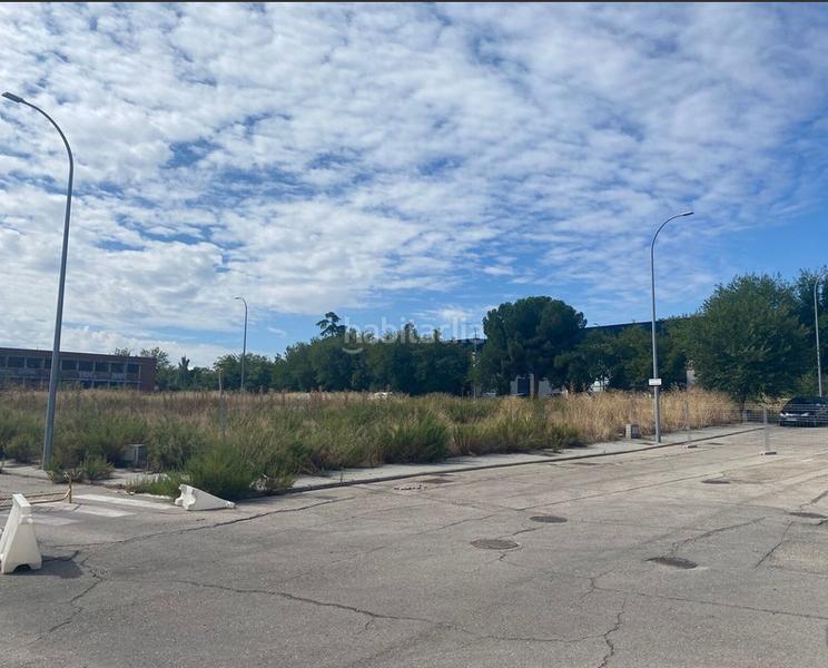 Foto b18c5fd0-f650-46d9-a01d-43890967f3fb. Industrial plot in Los Olivos-Los Ángeles Getafe