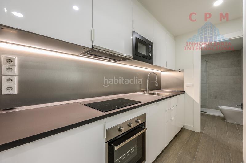 Foto 1a137f13-5d61-4569-9651-75ad6a4745aa. Oficina amplio y loft duplex, de 118 m2 y 2 dormitorios o 2 despachos; situado en urbanización cerradapróximo a la renfe valdebebas en Madrid