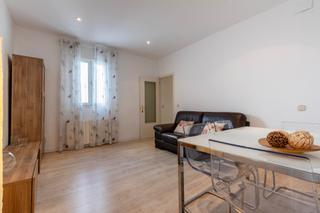 Location Appartement à Gaztambide. Magnífico y luminoso piso amueblado, de 66 m y, 2 dormitorios, p