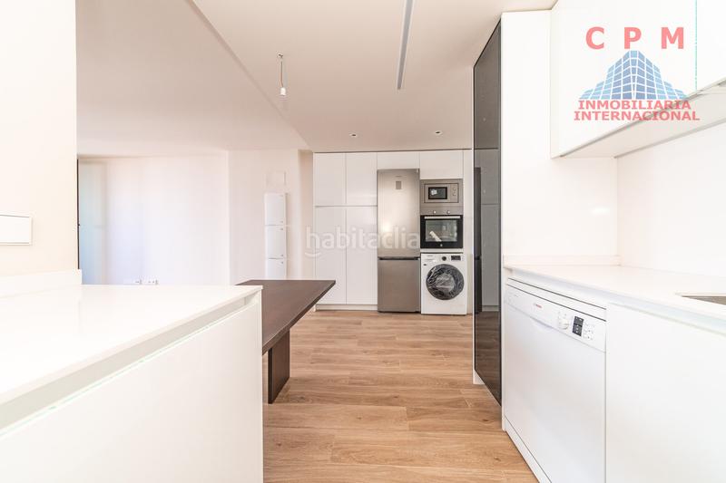 Foto 8e01f391-7df5-4b27-b31a-28e9abedcdc8. Rent flat with heating parking pool in Valdeacederas Madrid