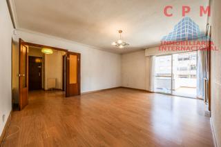Pis a Pueblo Nuevo. Exclusivo y luminoso piso de 123 m2, 4 dormitorios y terraza, pr