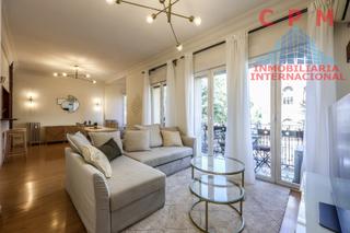 Lloguer Pis a Jerónimos. Amplio y luminoso piso amueblado, de 86 m2, 2 habitaciones, y ba