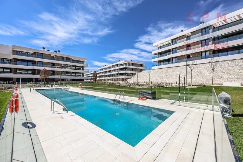 Foto de1f5f21-bb34-4afb-9e49-3d9c6bf3235d. Lloguer pis amb calefacció aparcament piscina a urbanización La Moraleja La Moraleja