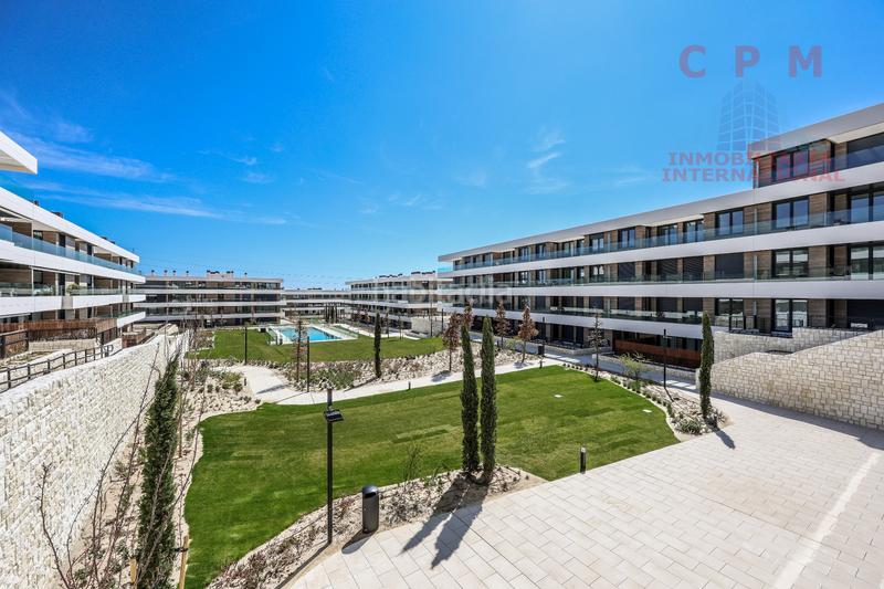 Foto 1b238653-53ab-4b9f-ab3b-ad2d608937fe. Location appartement avec chauffage parking piscine dans La Moraleja