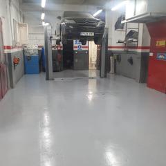 Nau industrial a Canillejas. Estupendo local en venta en funcionamiento, por jubilación, de 1
