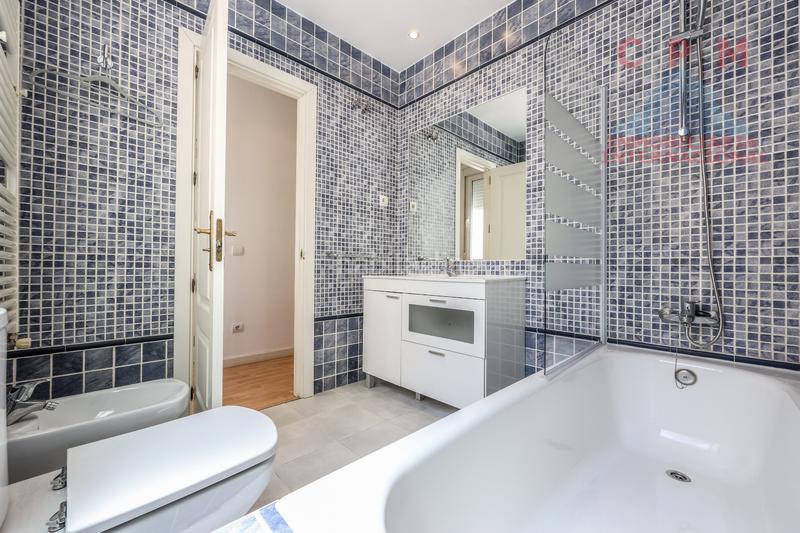 Foto 08d141ef-4783-41f5-89d6-08b4dd53082f. Rent flat with heating in Palos de Moguer Madrid