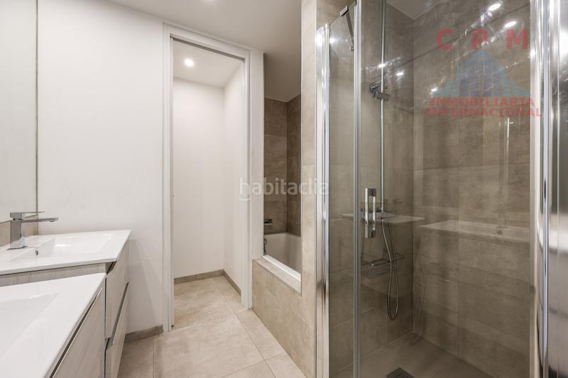 Foto 390e64ef-be2e-478b-944a-a50d09a8eb09. Rent flat with heating parking pool in Argüelles Madrid