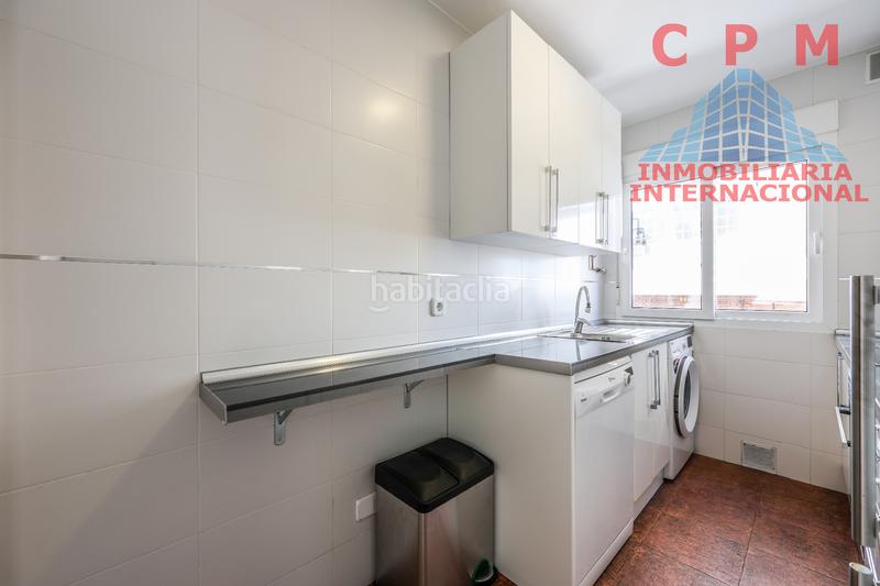 Foto b665514b-b0b8-4d59-96a5-b240db6622dd. Location appartement avec chauffage parking piscine dans Madrid