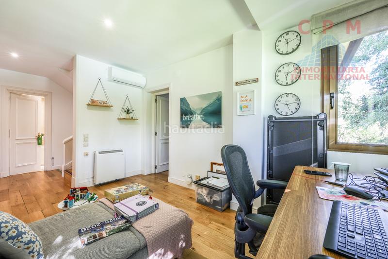 Foto 08e93856-e753-43f6-87f7-e3849dc66691. Affitto casa bifamiliare con camino riscaldamento parcheggio piscina in Pozuelo de Alarcón